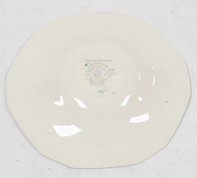 Lot 46 - A 1930s Alfred Meakin pottery Crocus pattern...