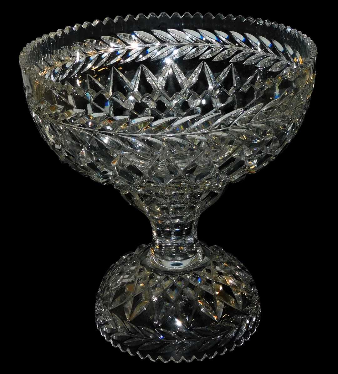 Lot 19 - A cut glass pedestal bowl, engraved with a...