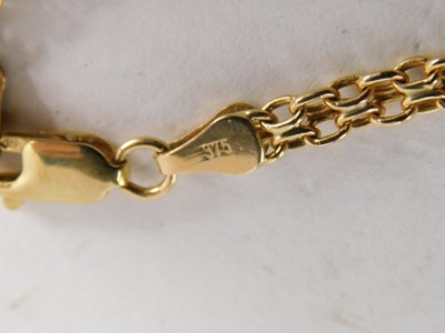 Lot 78 - A fringe necklace, with graduated drops, on a...