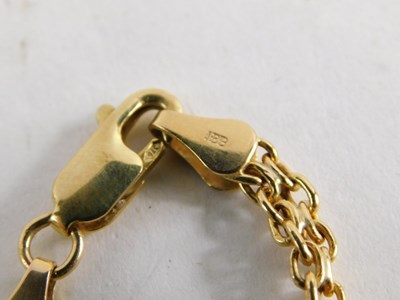 Lot 78 - A fringe necklace, with graduated drops, on a...