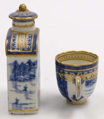 Lot 39 - A group of Qing dynasty late 18thC porcelain...
