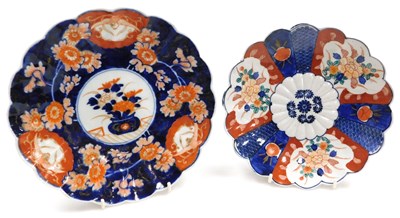 Lot 66 - A group of Japanese imari dishes, Meiji period...