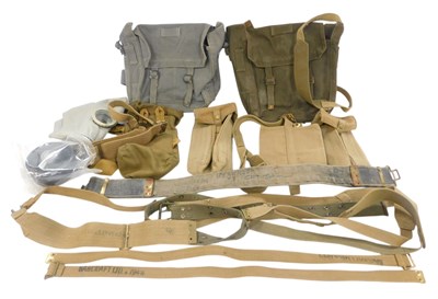 Lot 349 - Assorted WWII period pattern 37 canvas bags,...