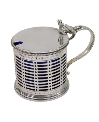 Lot 158 - An Edward VII silver drum mustard pot, of...