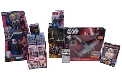 Lot 723 - Star Wars collectables, comprising an X-Wing...