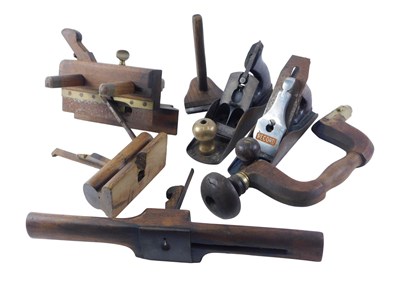 Lot 413 - Various wood working tools, comprising Record...