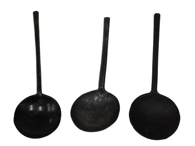 Lot 281 - Three 17thC pewter latten spoons, each with...