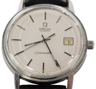 Lot 66 - An Omega Seamaster quartz gentleman's watch,...