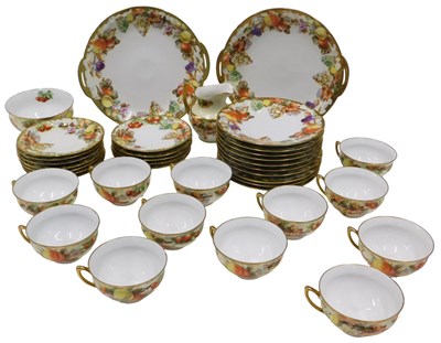 Lot 306 - A 20thC Continental porcelain tea...