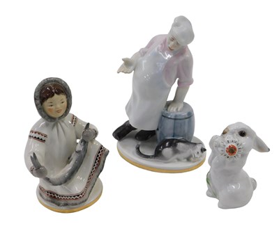 Lot 385 - A late 20thC USSR Lomonosov porcelain figure...