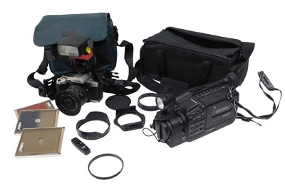 Lot 404 - A Sigma FA-5 camera, with a 18-35mm zoom lens,...