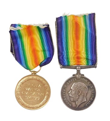 Lot 431 - A WWI medal pair, named to Pte JJ Stacey North...