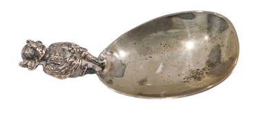 Lot 477 - A George V silver caddy spoon, with Lincoln...