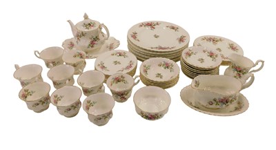 Lot 634 - A Royal Albert Moss Rose pattern part dinner...