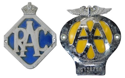 Lot 77A - An AA membership badge, OY29758, and an RAC...