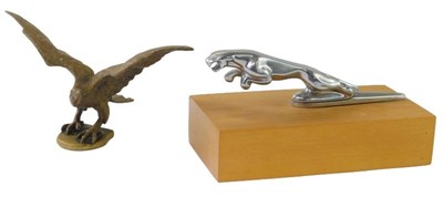 Lot 22 - A mounted Jaguar mascot, and an early 20thC...