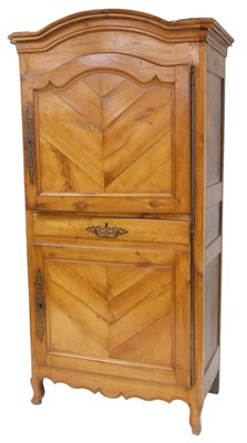 Lot 6 - A 19thC French chestnut cabinet, with a...