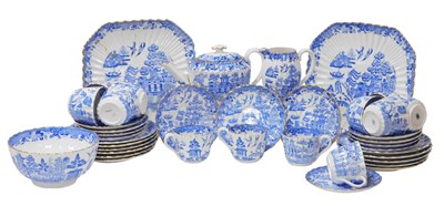 Lot 227 - An early 20thC Copeland porcelain Willow...