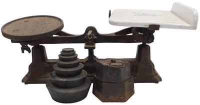 Lot 258 - A set of late 19thC Avery cast iron and...