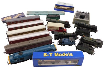 Lot 352 - Hornby 00 gauge locomotives, including Lydham...