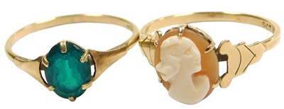 Lot 417 - A shell cameo ring, bust portrait of a lady,...