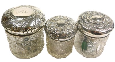 Lot 423 - A Victorian cut glass toilet jar, with a...