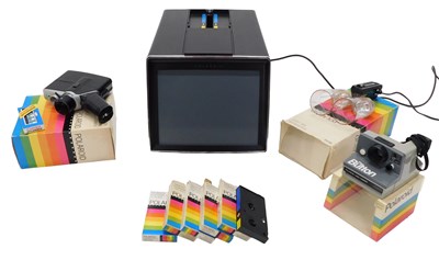 Lot 189 - Various Polaroid cameras, associated items,...