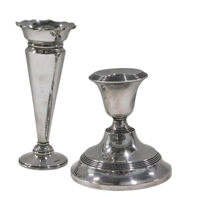 Lot 238 - A George V silver stem vase, by Walker & Hall,...