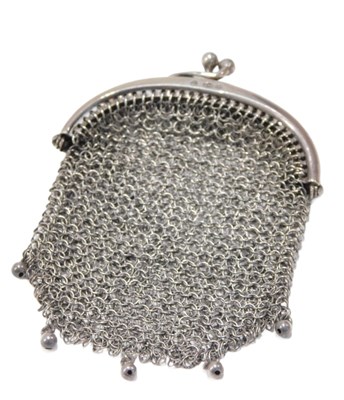 Lot 264 - An early 20thC chainmail coin purse, with orb...