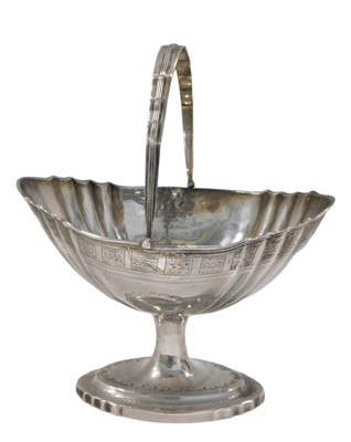 Lot 275 - An early 19thC Irish silver basket, by Joseph...