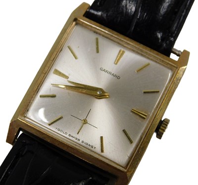 Lot 322 - A Garrard 9ct gold cased gent's...