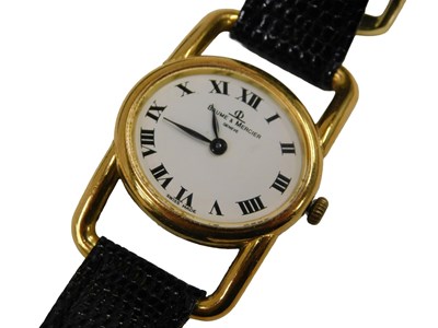 Lot 324 - A Baume and Mercier 18ct gold lady's...