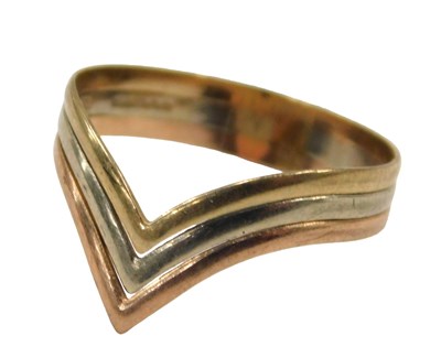 Lot 77 - A 9ct gold tricolour three layered wishbone...