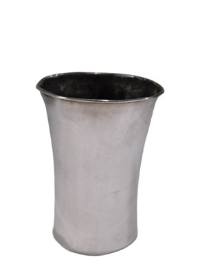 Lot 291 - A late 19th/early 20thC plain beaker, of...