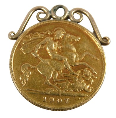 Lot 18 - An Edward VII half gold sovereign pendant,...