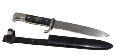 Lot 467 - A 20thC Solingen German dagger, with shaped...