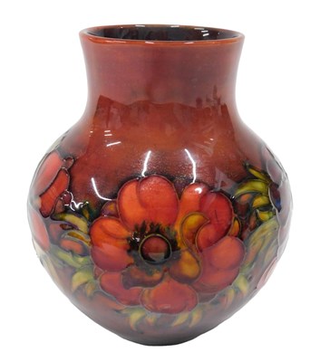 Lot 522 - An early 20thC William Moorcroft flambe vase,...