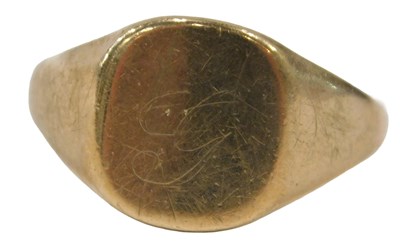 Lot 44 - A 9ct gold signet ring, the rectangular ring...