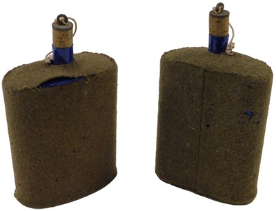 Lot 576 - A mid 20thC military canteen, in blue with...