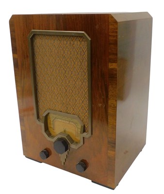 Lot 926 - A vintage walnut cased Cossor 375 radio, circa...