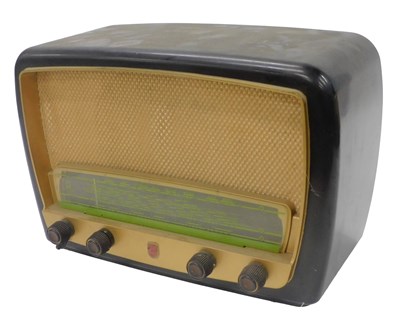 Lot 940 - A Philips Bakelite cased radio, 27cm high....