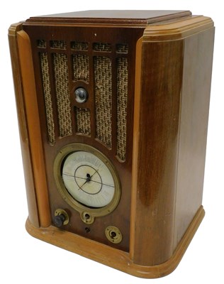 Lot 1005 - A mid 20thC Art Deco design walnut cased Pilot...