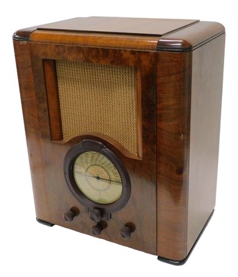 Lot 1011 - A mid 20thC walnut cased Pilot U535 vintage...