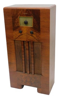Lot 895 - A mid 20thC Philco walnut cased freestanding...