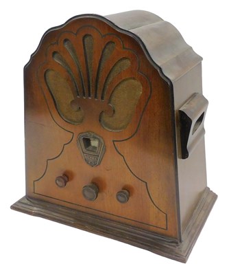 Lot 912 - A 1930s walnut cased Ultra Tiger III radio,...