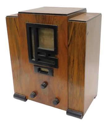 Lot 1018 - A mid 20thC Art Deco cased radio, 46cm...