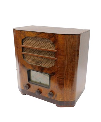Lot 1021 - A mid 20thC walnut cased Ultra Electric...
