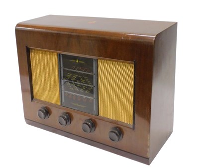 Lot 1036 - A mid 20thC walnut cased Bush AC11 radio, 38cm...