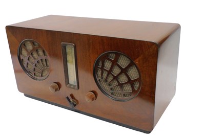 Lot 1042 - A mid 20thC walnut cased McMichael's Twin...