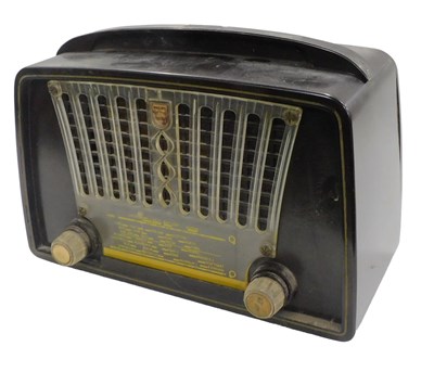 Lot 939a - A mid-20thC Bakelite cased Philips radio,...